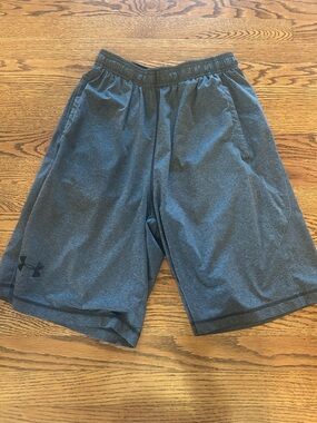 Under Armour Men's Dark Gray Athletic Performance Shorts